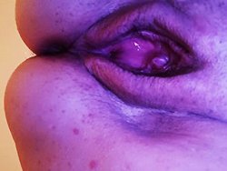 française, exhibition - Je vous présente ma grosse chatte bien ouverte