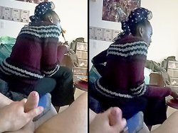 française, black - Ma salope noire regarde la télé et je me branle à ses côtés