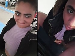 française, gode - Une laideron se gode la chatte dans un parking sous terrain
