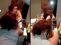 française, levrette - Baisée en levrette devant le miroir de notre salle de bain