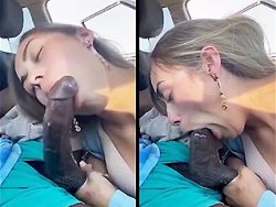 fellation, grosse bite - Pipe baveuse en voiture avec cette grosse queue black