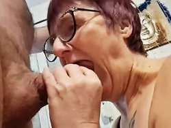 fellation, française - Mamie suce la grosse bite de son époux
