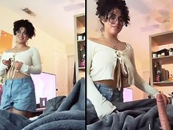 gode, métisse - Une métisse aux gros seins super excitée pour son gode