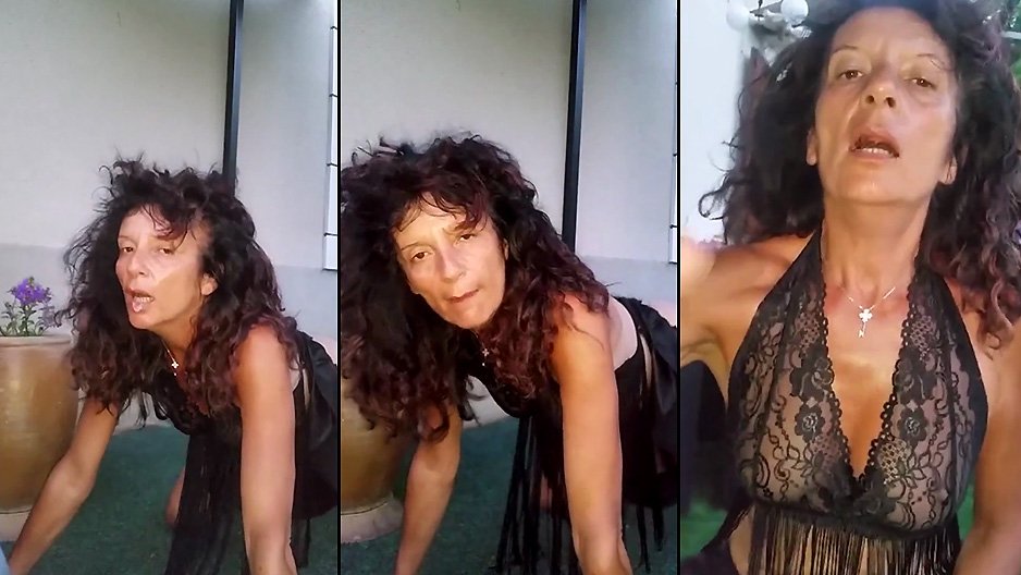 Une mature française qui a une grosse envie de sexe (vieille)