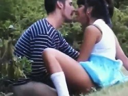 ivre - Une nana bourrée se fait baiser dans un parc