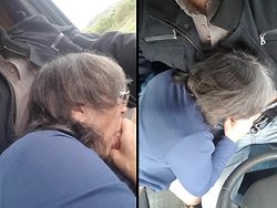française - Une mamie lui suce la bite dans son camion